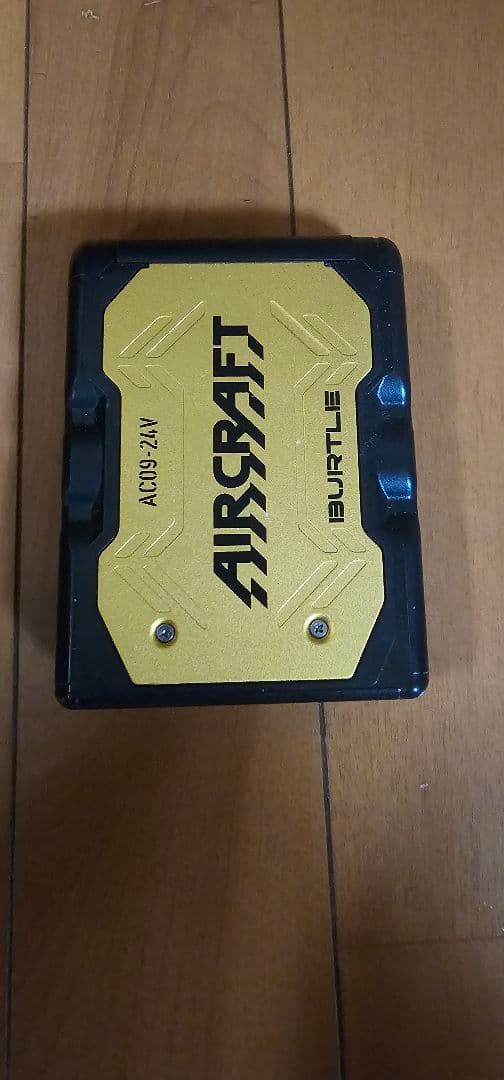 Burtle AC009-24V メタリックゴールド