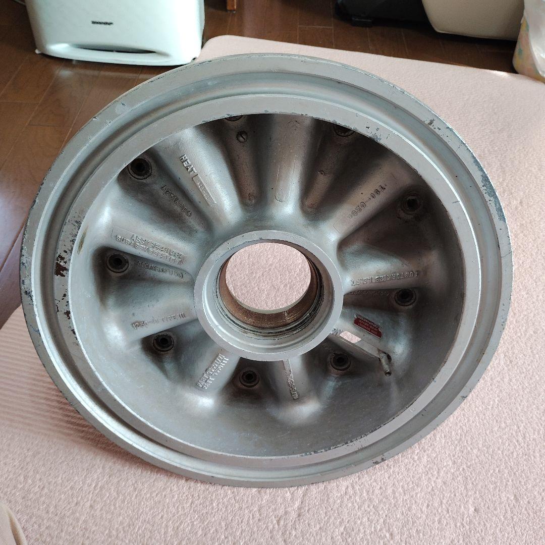 航空機部品　YS-11　ホイール　 ◎超超希少品　マニア向け　レア