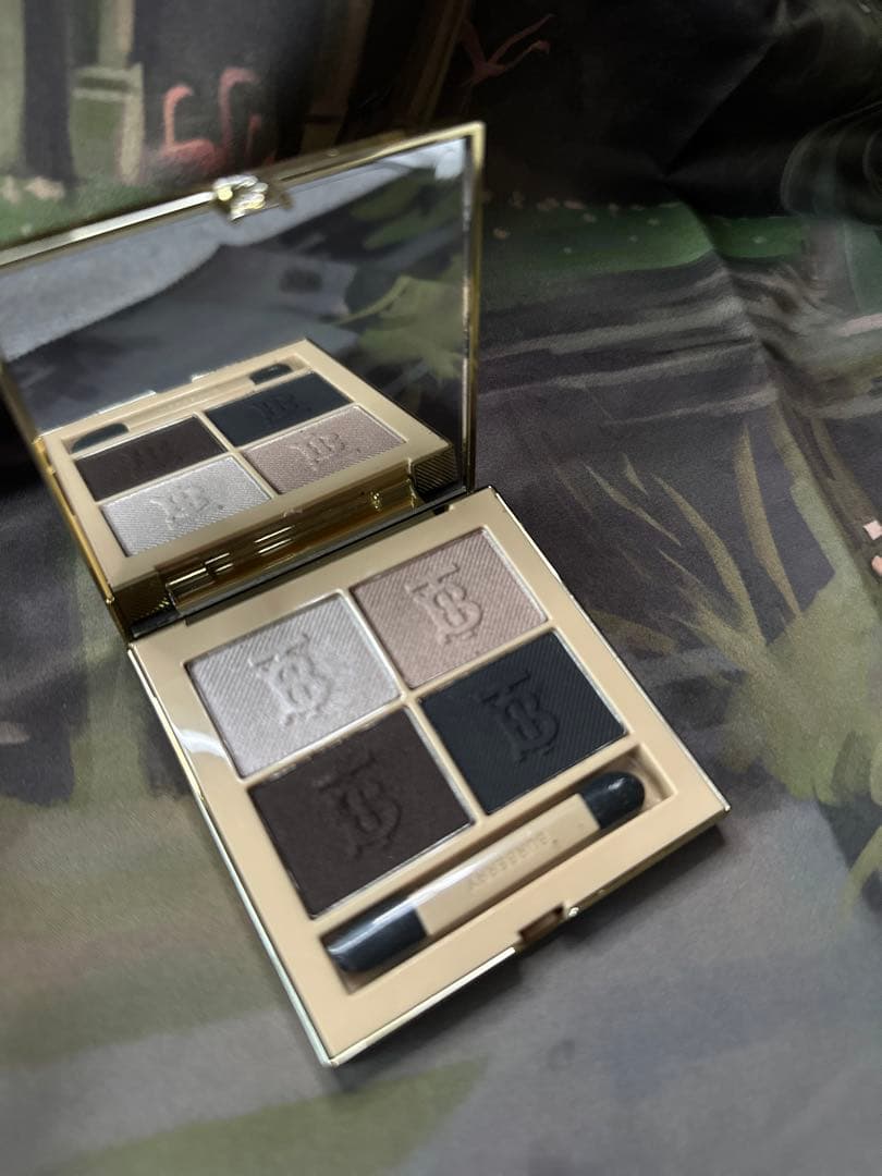 BURBERRY アイシャドウパレット アイクワッド 4.7g