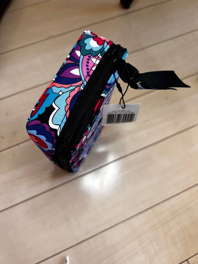 614 新品未使用品　Vera Bradley おくすりポーチ