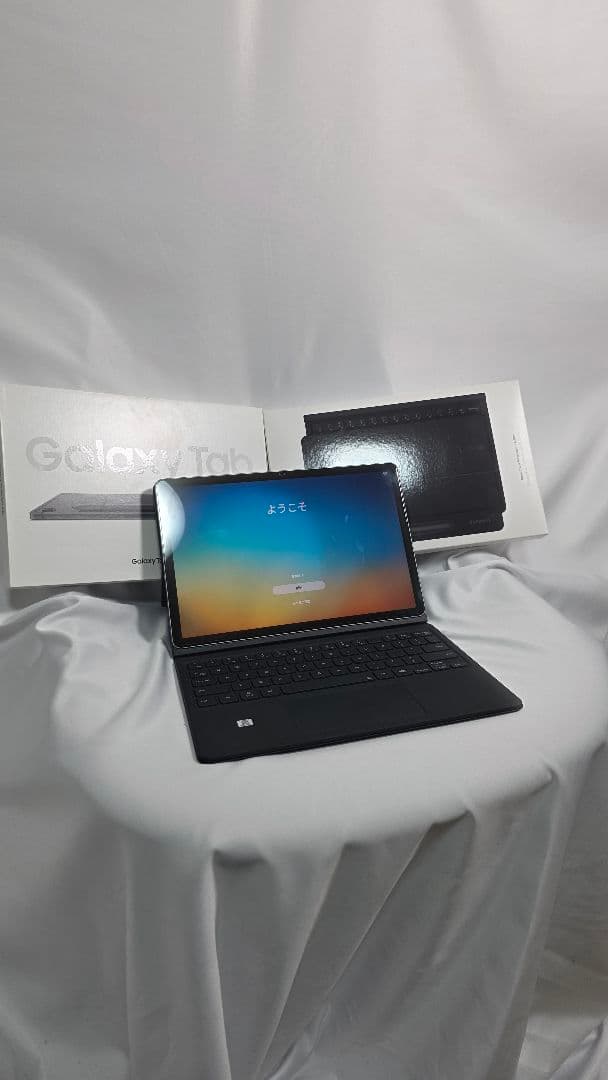 Galaxy Tab S9FE(Wi-Fiモデル)グレー キーボードカバー付き