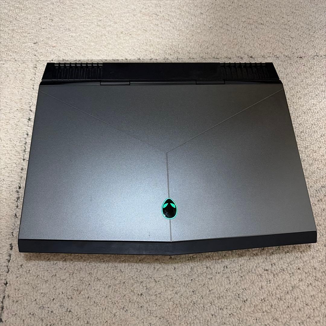【OSなし、ストレージなし】ゲーミングノートPC Alienware13
