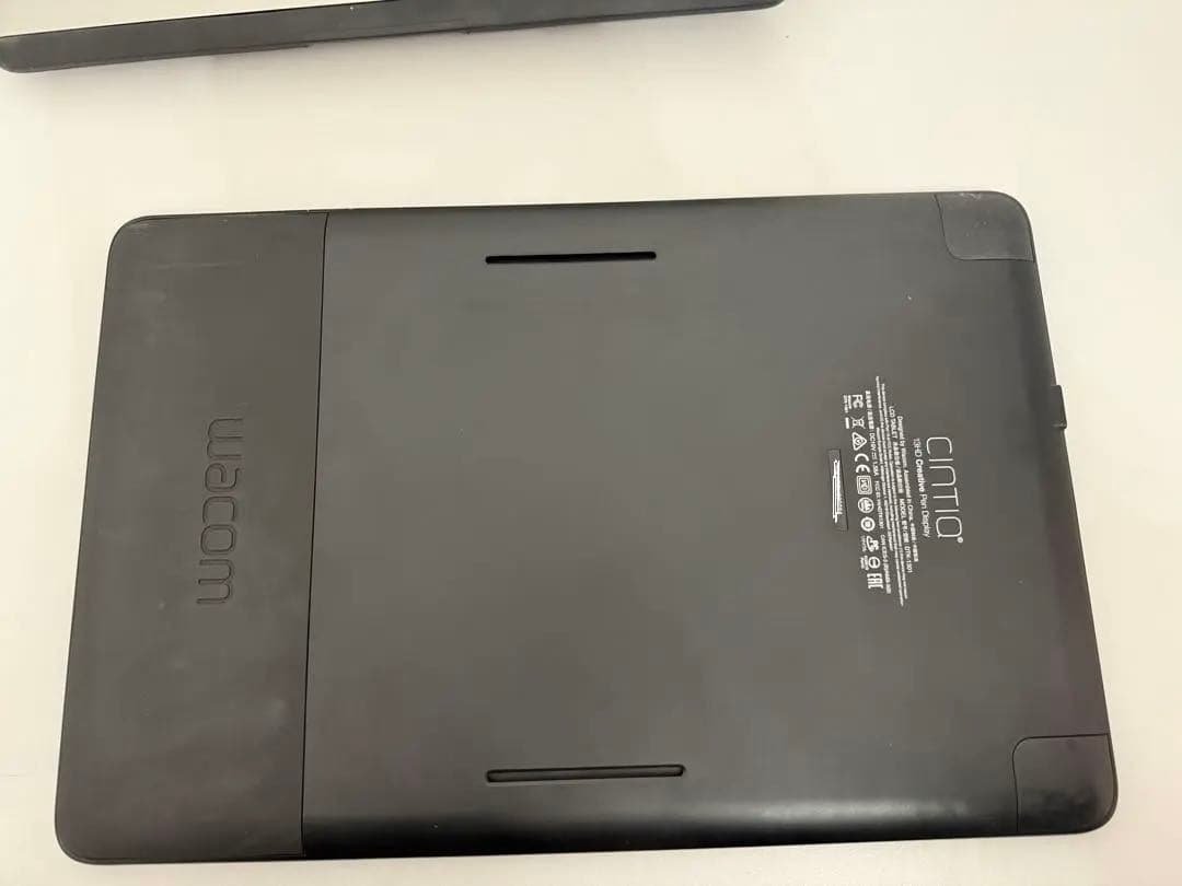 Wacom Cintiq 13HD 液タブ