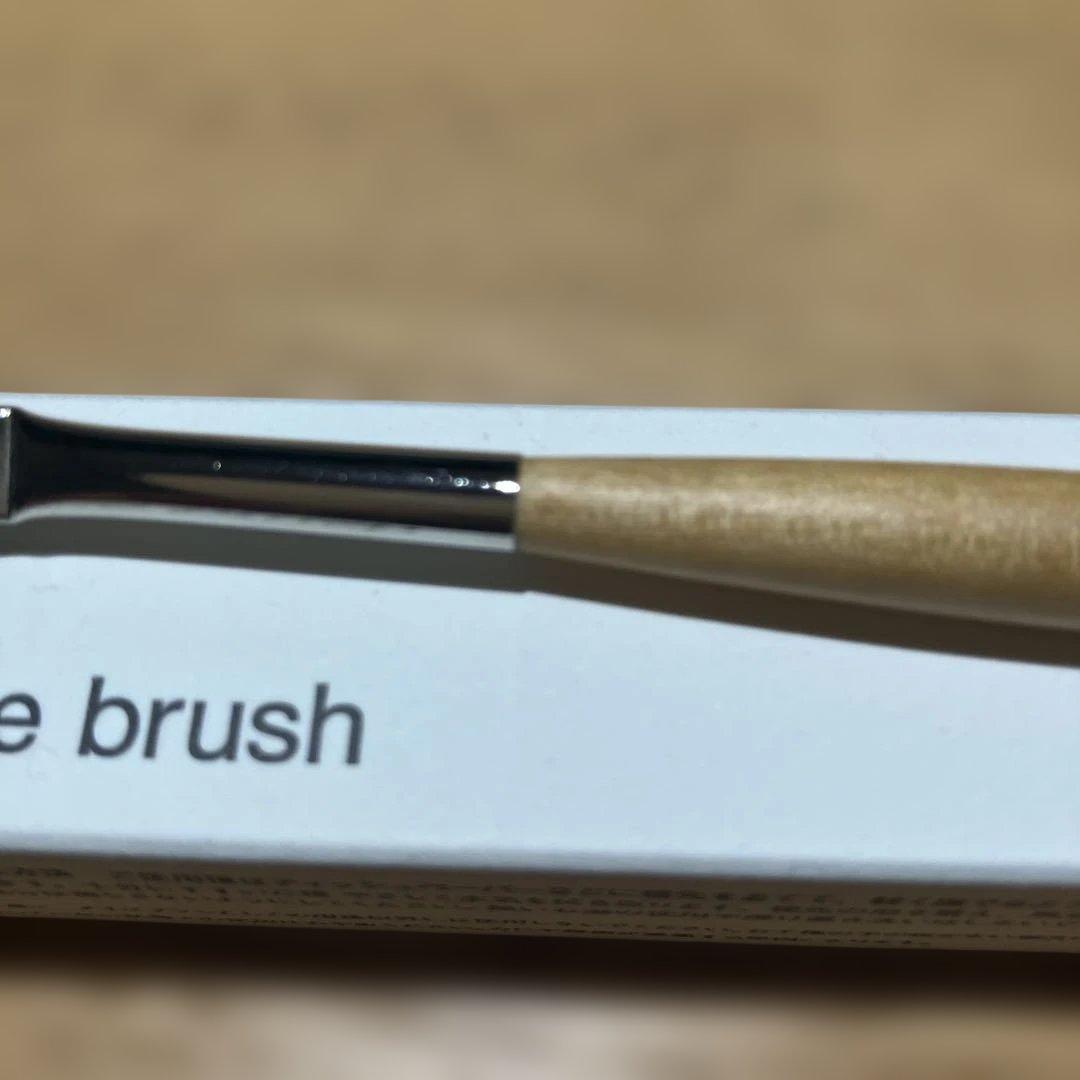 define brush アイブロウブラシ 002