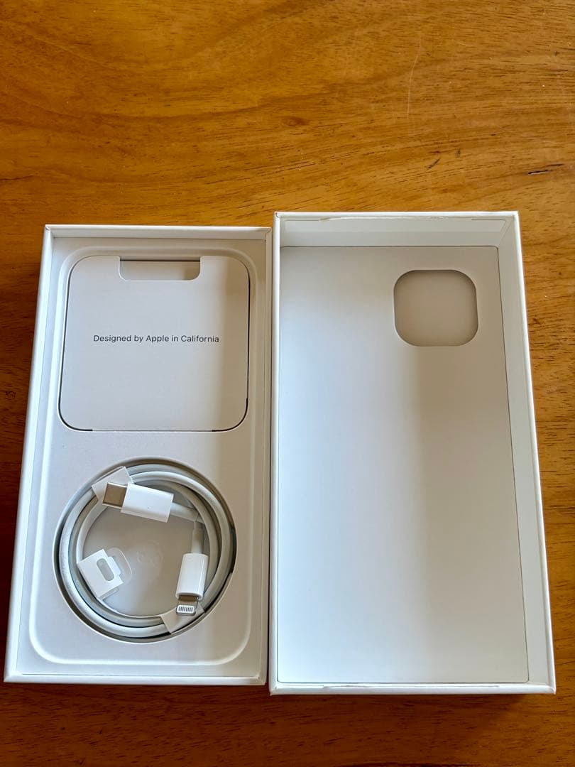 Apple iPhone 14 128GB ミッドナイト 本体