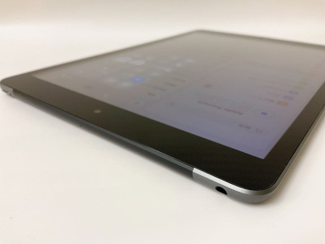 【超美品・BT93％】iPad 第9世代 64GB Cellularモデル