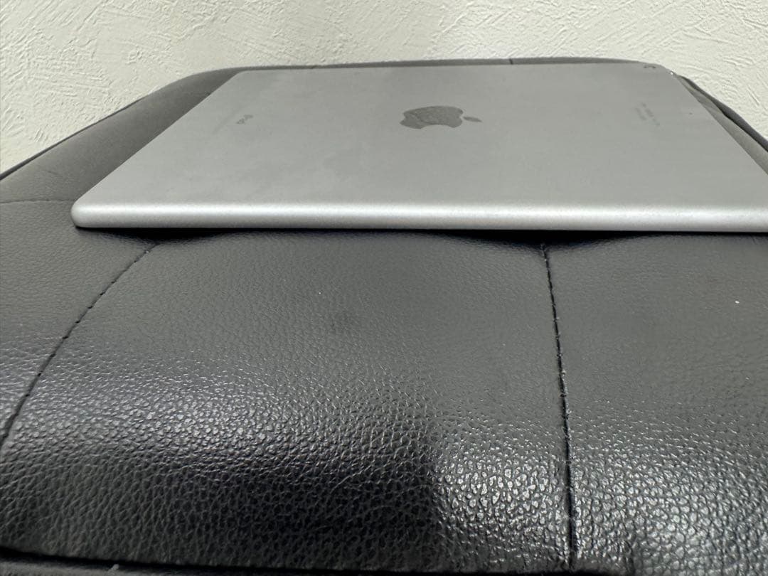 iPad 第5世代 32Gb Wi-fi モデル　A1822