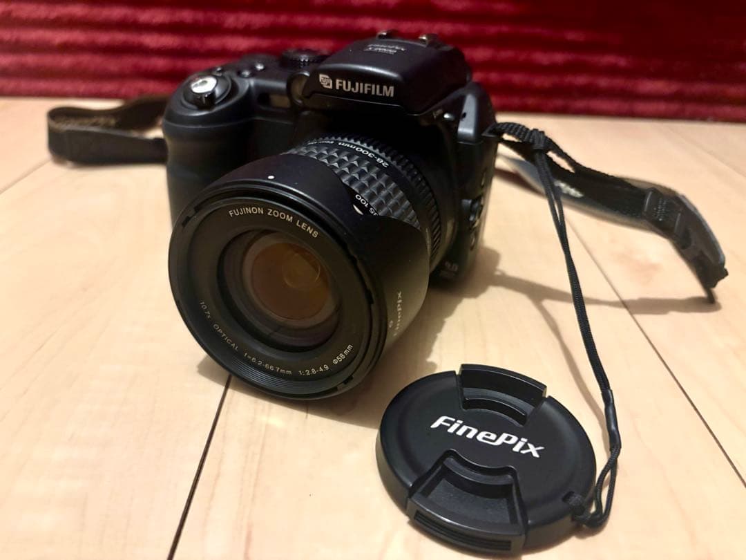 Fujifilm FinePix デジタル一眼レフカメラS9000 セット　美品
