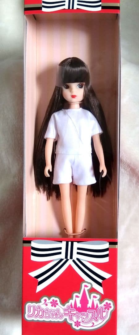 未開封 リカちゃんキャッスル☆リカちゃん ロングヘア 濃茶 赤リップ