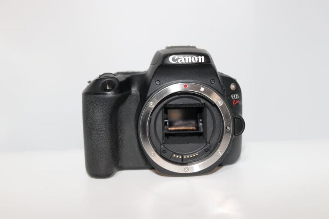 【Canon】EOS Kiss X9 + 18-55mm レンズセット キャノン