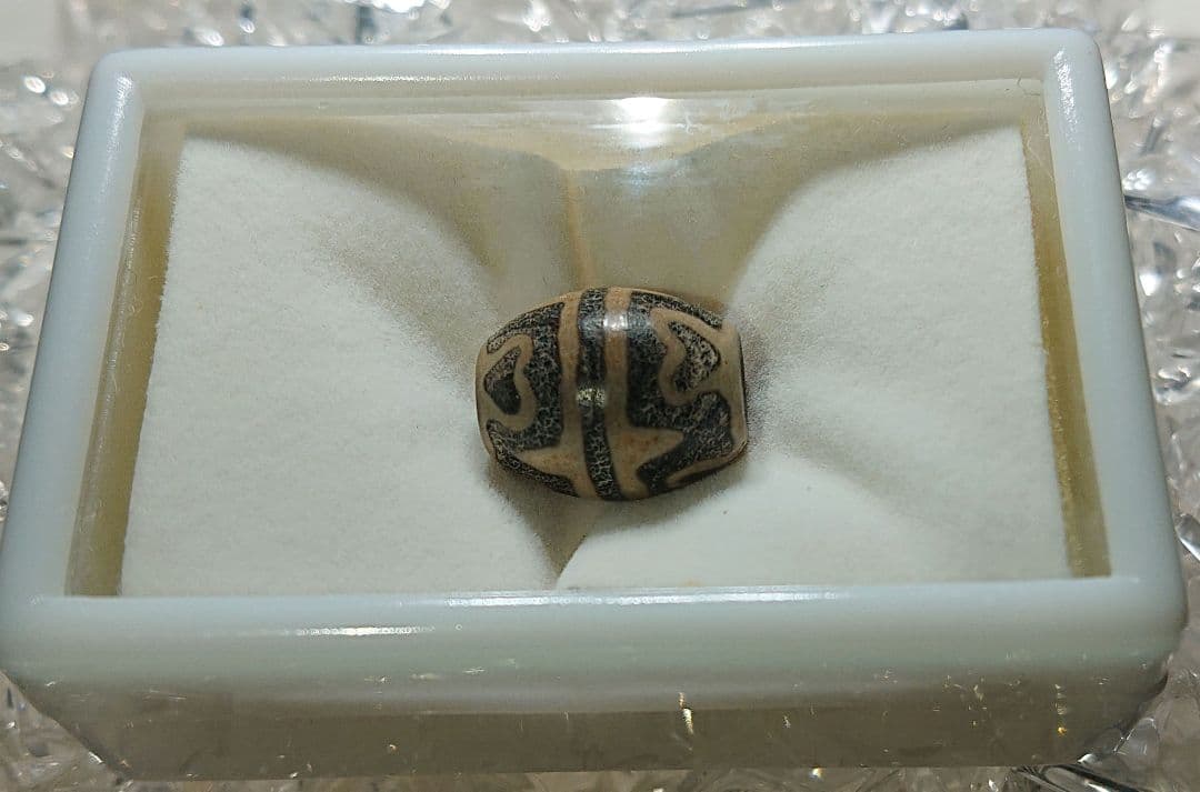 虎牙蓮花天珠