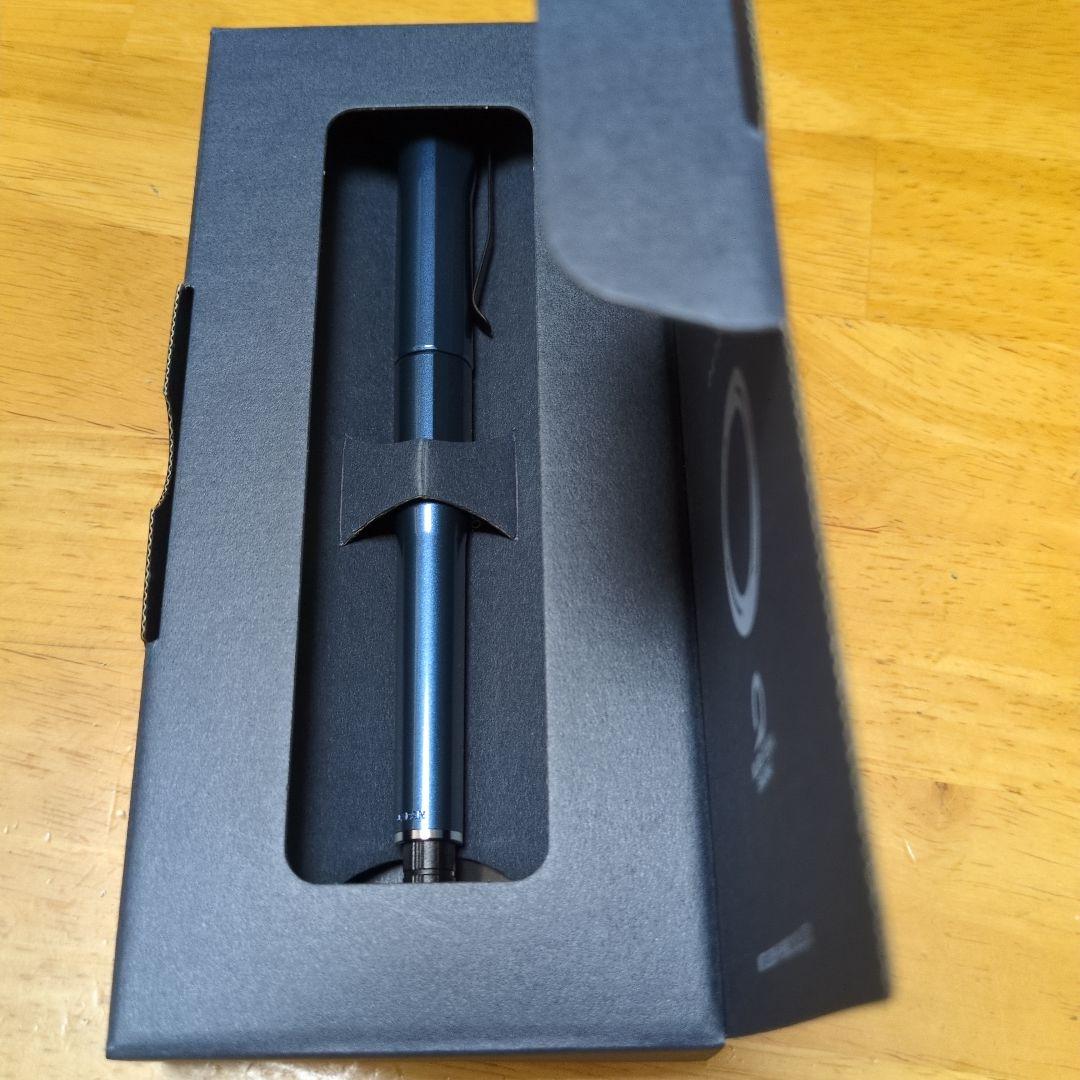 三菱鉛筆 クルトガダイブ アビスブルー 0.5mm