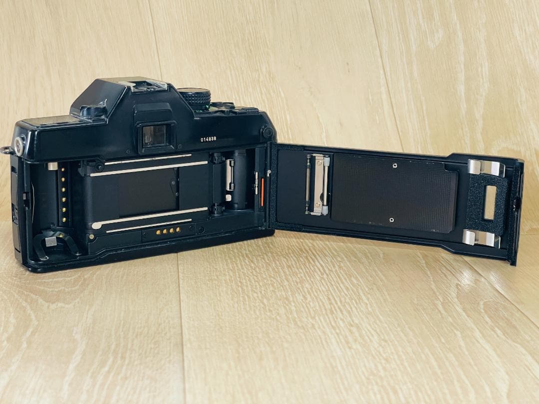 CONTAX コンタックス 167MT フィルム一眼レフ カメラ ボディ