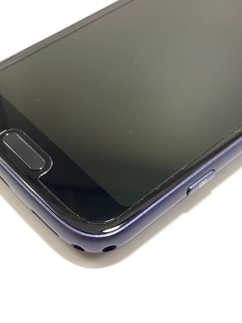 docomo らくらくスマートフォン F-53E ネイビー　ケース付き