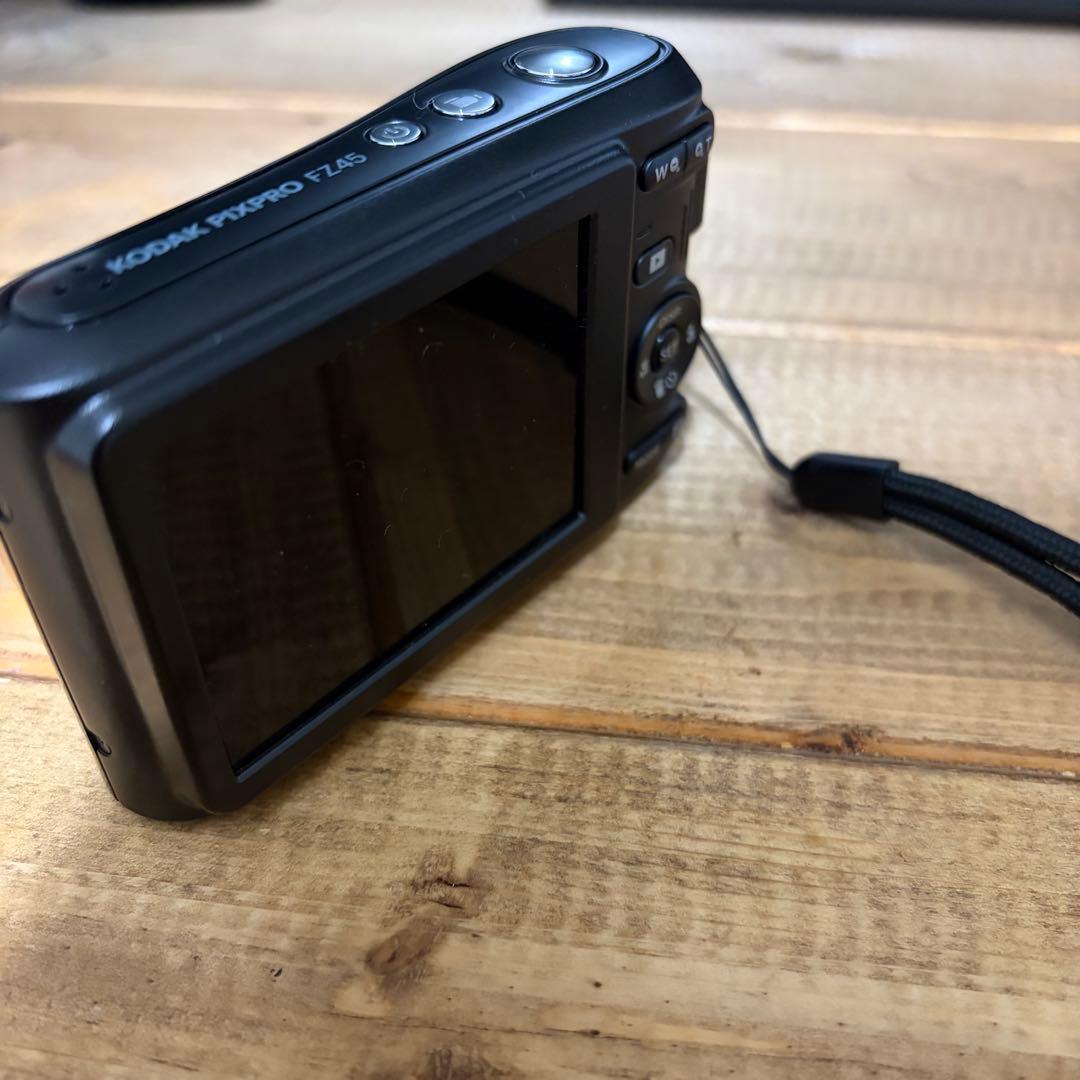 【32GBメモリカード付き】KODAK PIXPRO FZ45BK