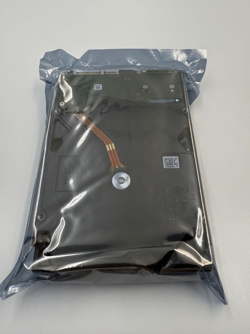 Seagate Exos X16 14TB HDD 7台