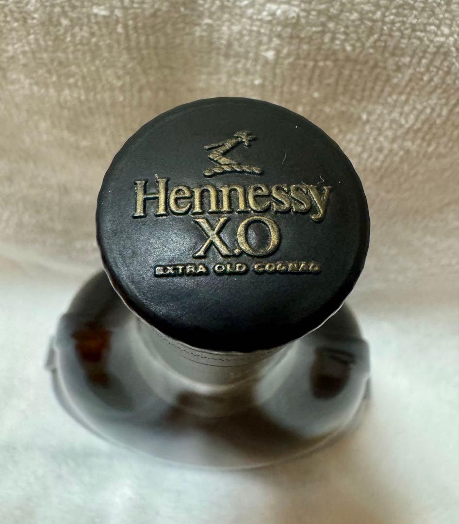Hennessy X.O 700ml 未開栓　箱無し　ボトル傷有り
