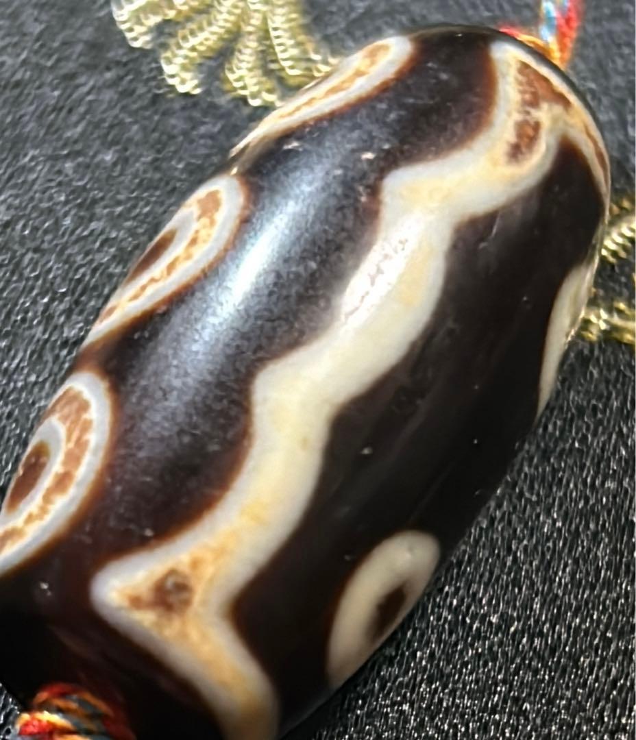 八眼天珠　老天珠／送料込　匿名発送／チベット　天珠　お守り