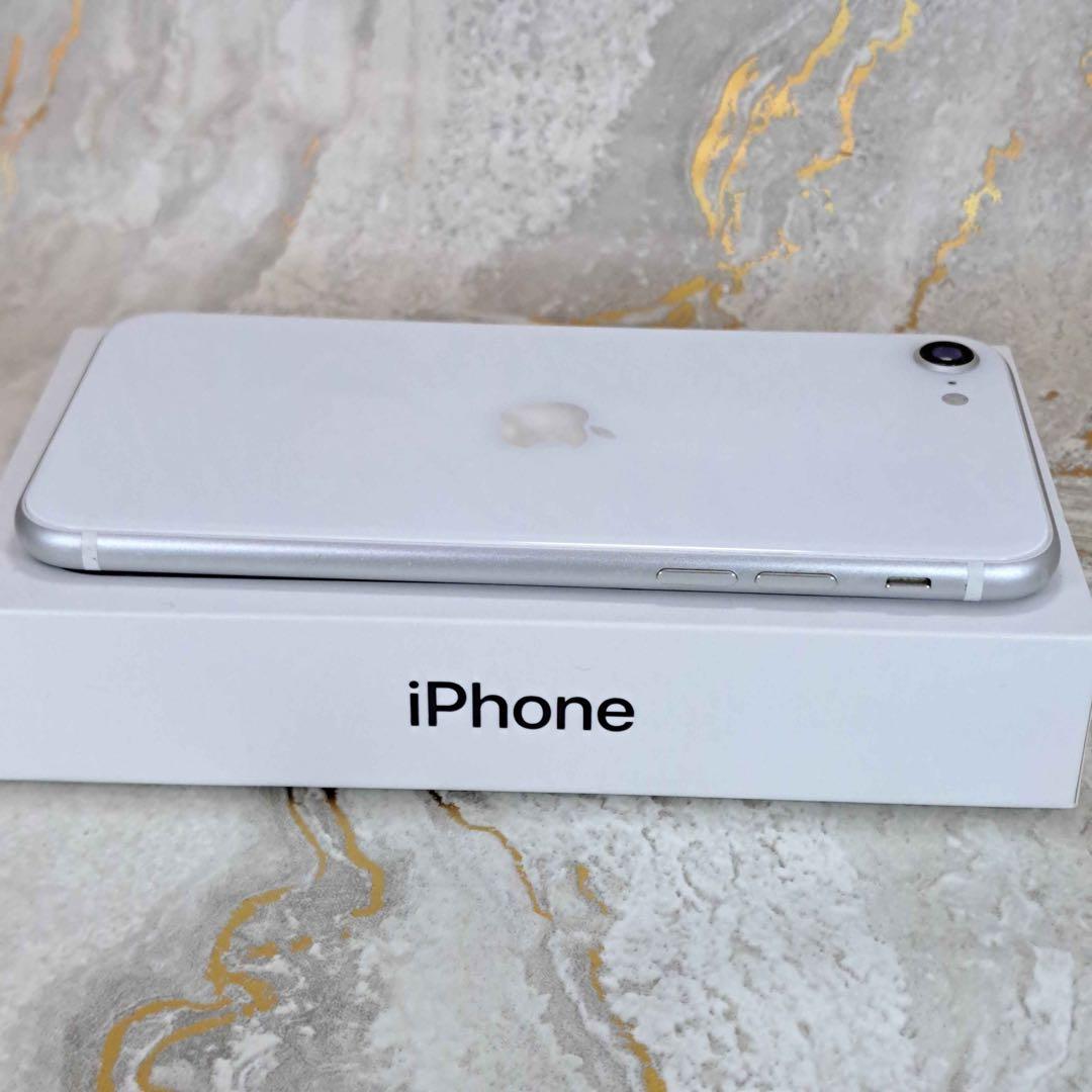 スマートフォン本体 iPhoneSE2 64GB
