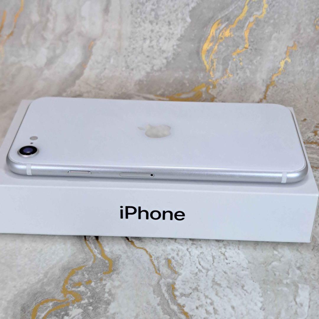 スマートフォン本体 iPhoneSE2 64GB
