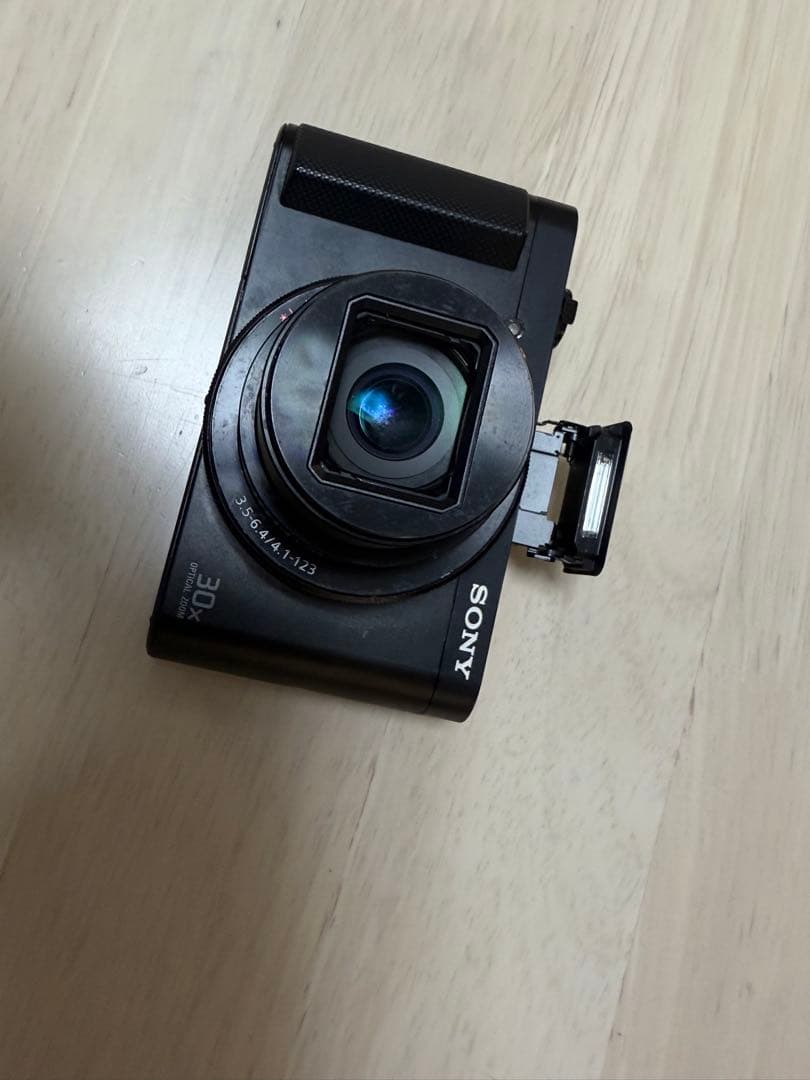 【自撮りできます】SONY コンパクトデジタルカメラ【動作確認済み】