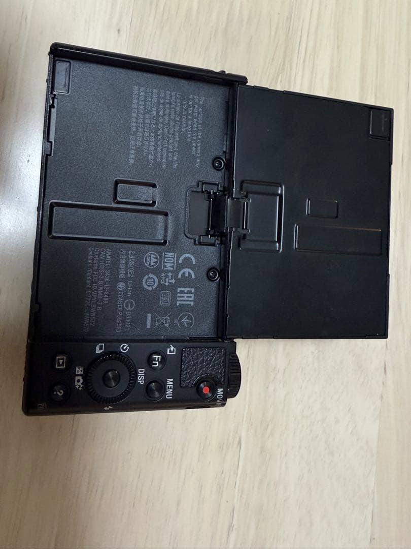 【自撮りできます】SONY コンパクトデジタルカメラ【動作確認済み】