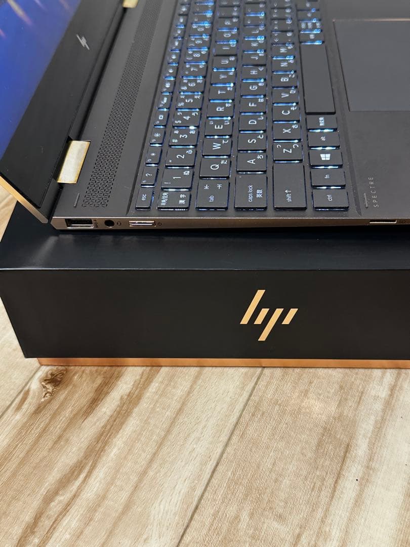 HPノートPC Spectre i7 x360 2in1 16/512GB
