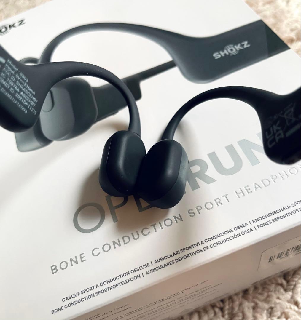 SHOKZ OPENRUN 骨伝導イヤホン Black バッテリー良好