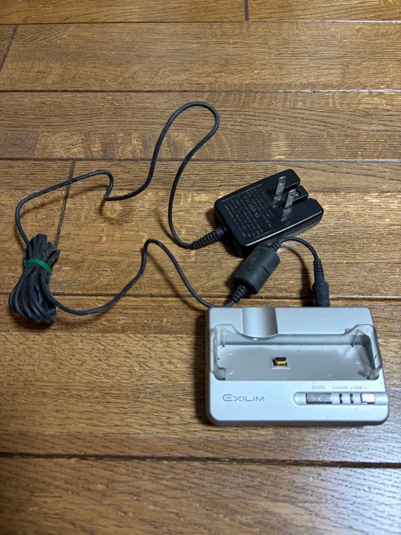 CASIO EXILIM デジタルカメラ　EX-Z30