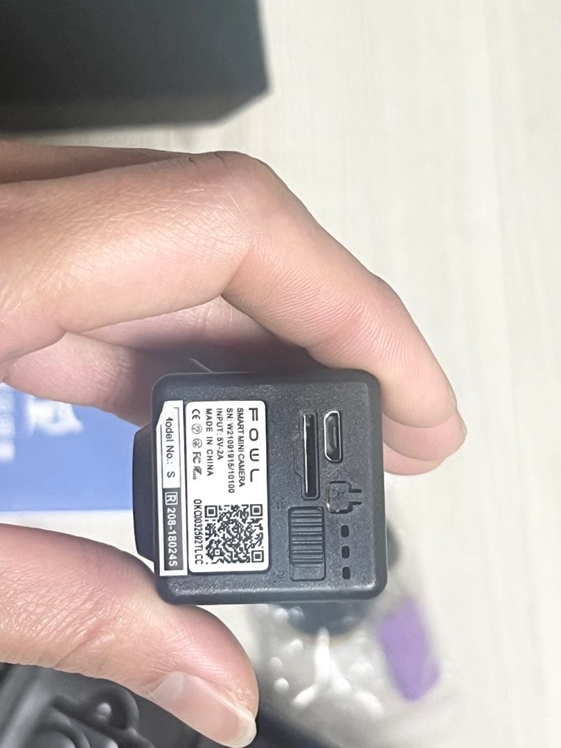 新品　1080P超 2600mAhバッテリー内蔵 WiFiカメラ