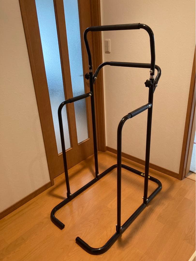 ぶら下がり健康器　懸垂バー