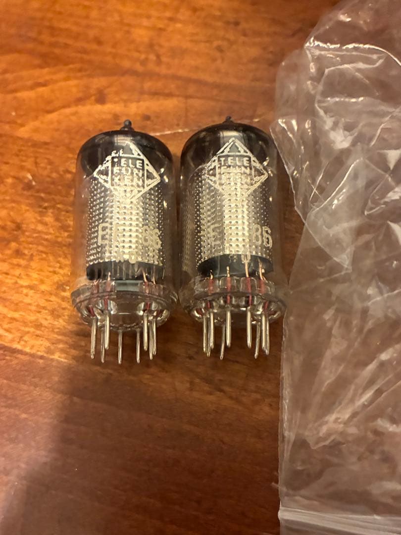 テレンフンケン Telefunken EF86 真空管　動作確認済み