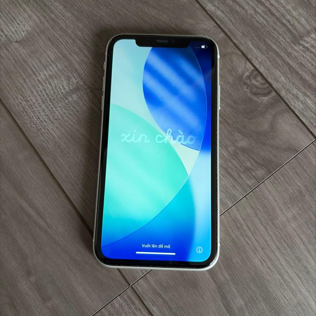iPhone 11 128Gb&ケースと充電アクセサリーセット