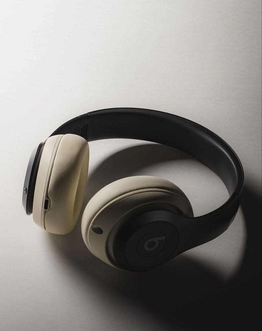 Stussy × Beats By Dre collection 希少モデル