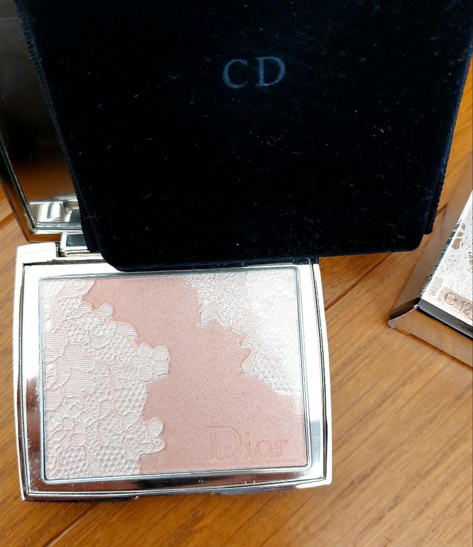 新品【Christian Dior】POUDRIER DENTELLE 001
