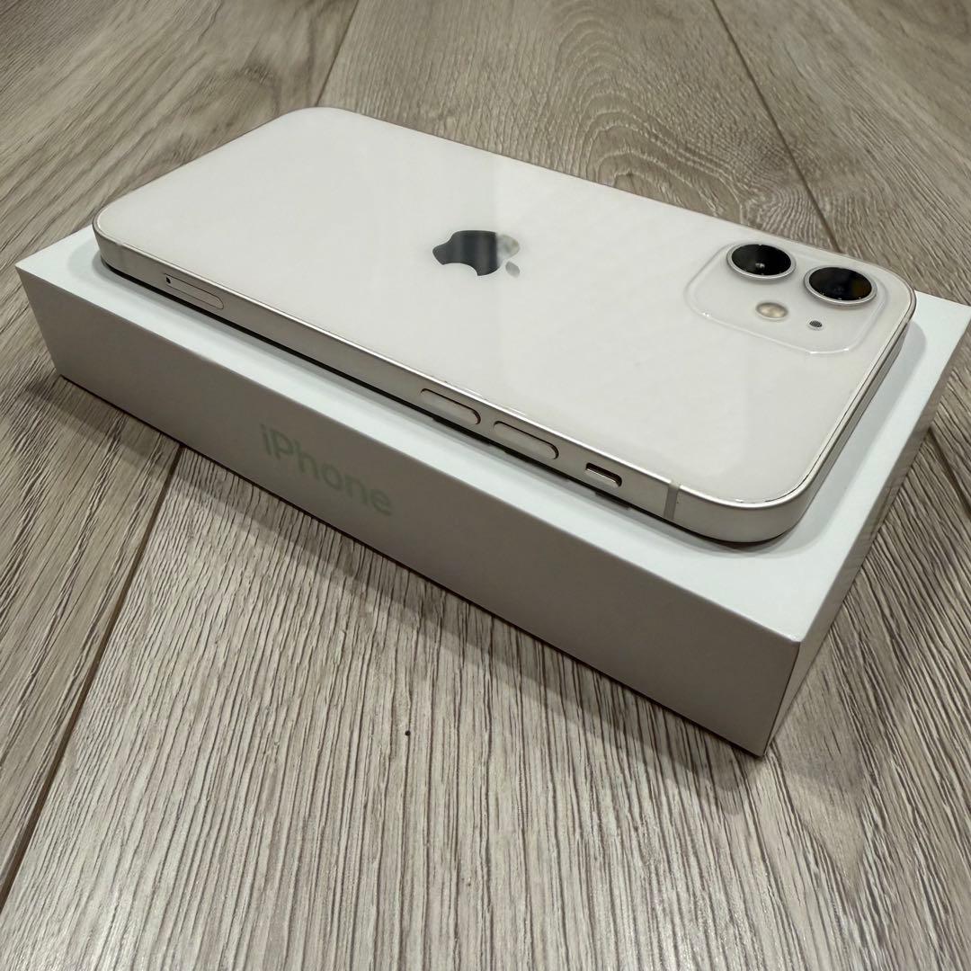 iPhone12 256GB ホワイト