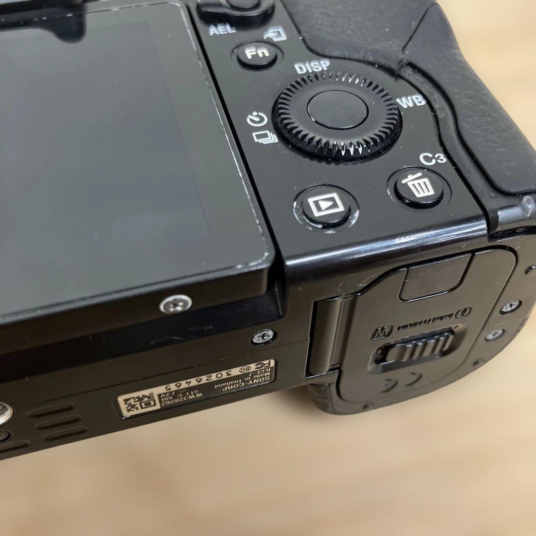 SONY α7 ILCE-7 ミラーレス一眼カメラ バッテリー・充電器2個付き