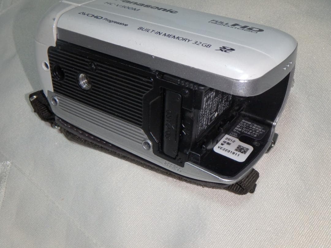 Panasonic ハイビジョンカメラ HC-V300M