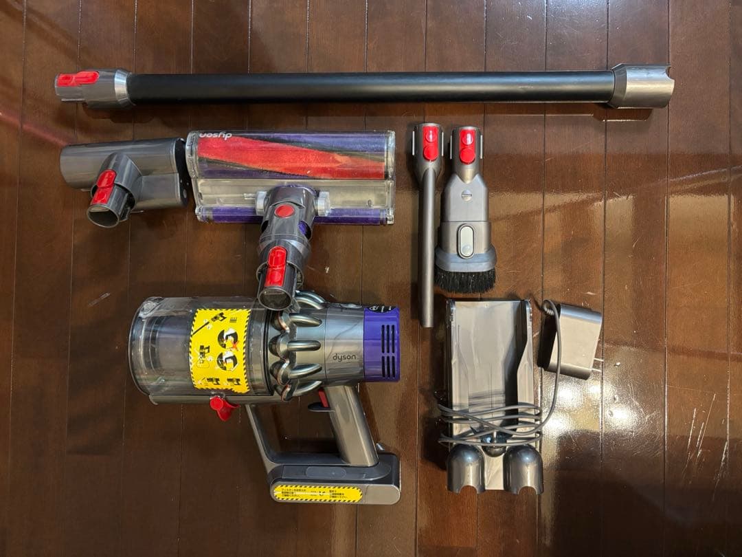 Dyson Cyclone V10 fluffy スティッククリーナー