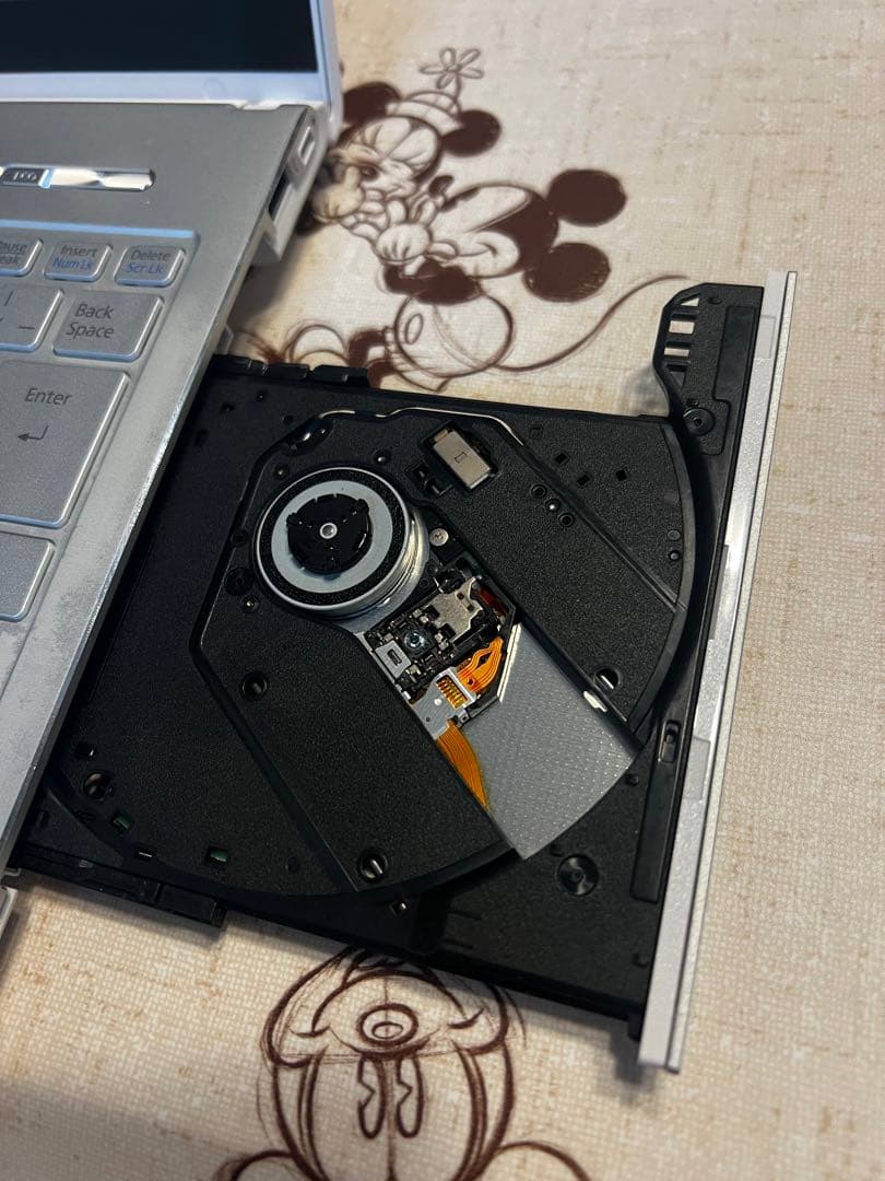 富士通　タッチパネル カメラ ノートパソコン　LIFEBOOK