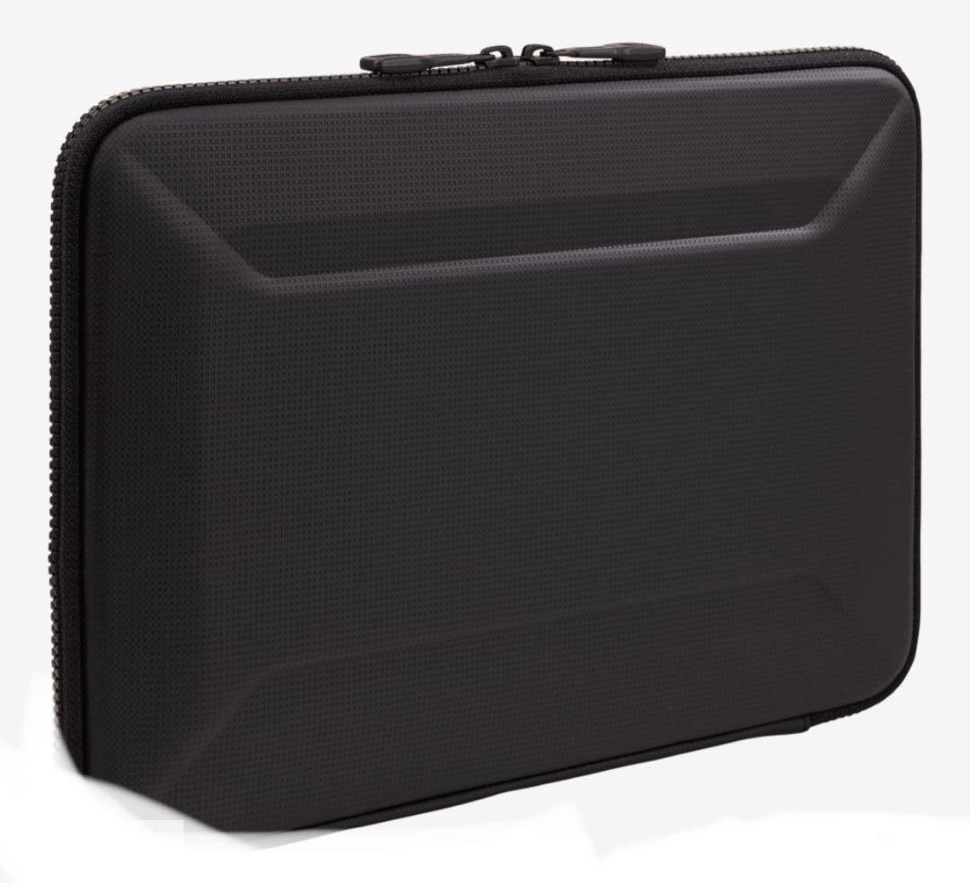 ★セール 新品 送料込★ Thule MacBook® Pro 16 ケース 黒