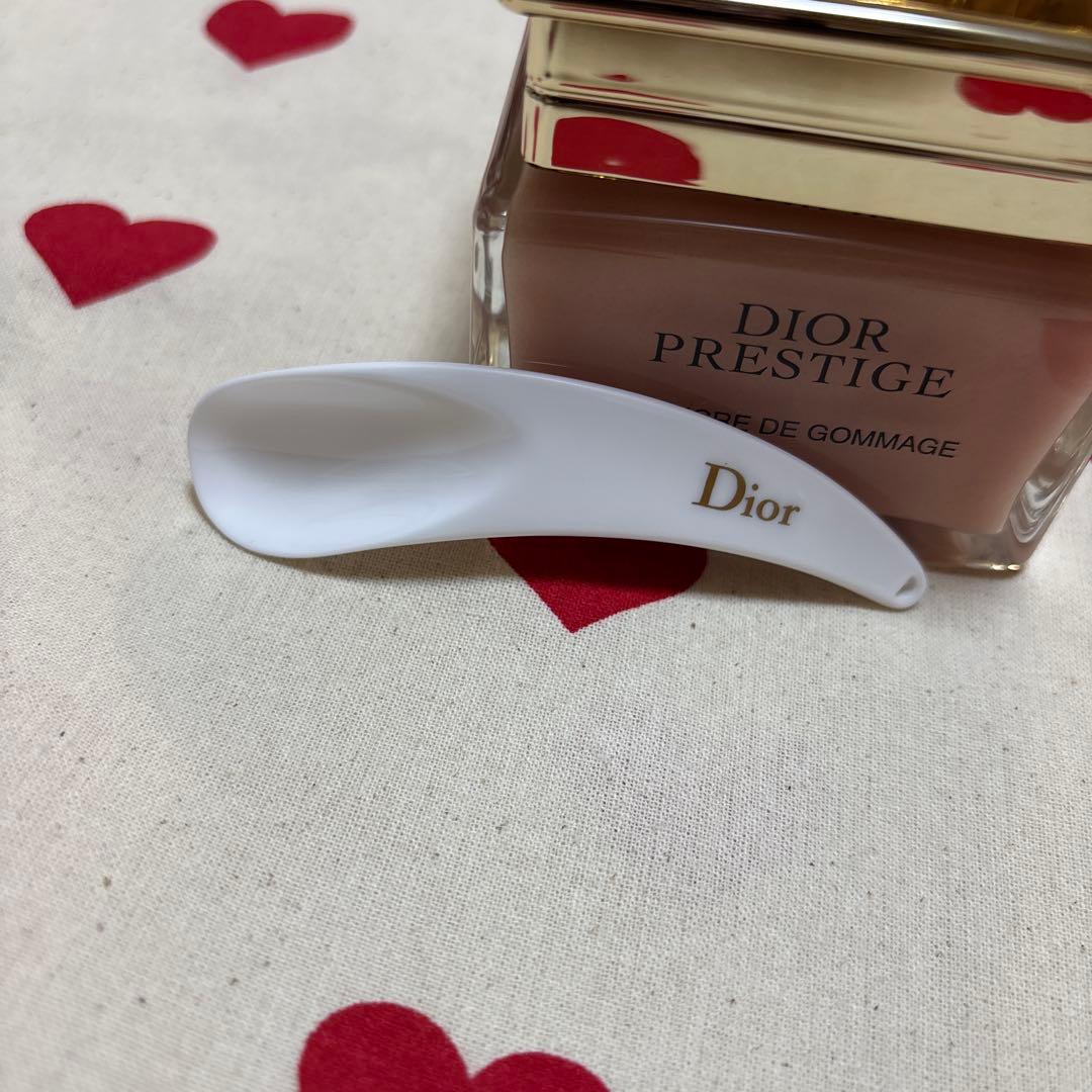 洗顔料 DIOR PRESTIGE LE SUCRE DE GOMMAGE 150mL