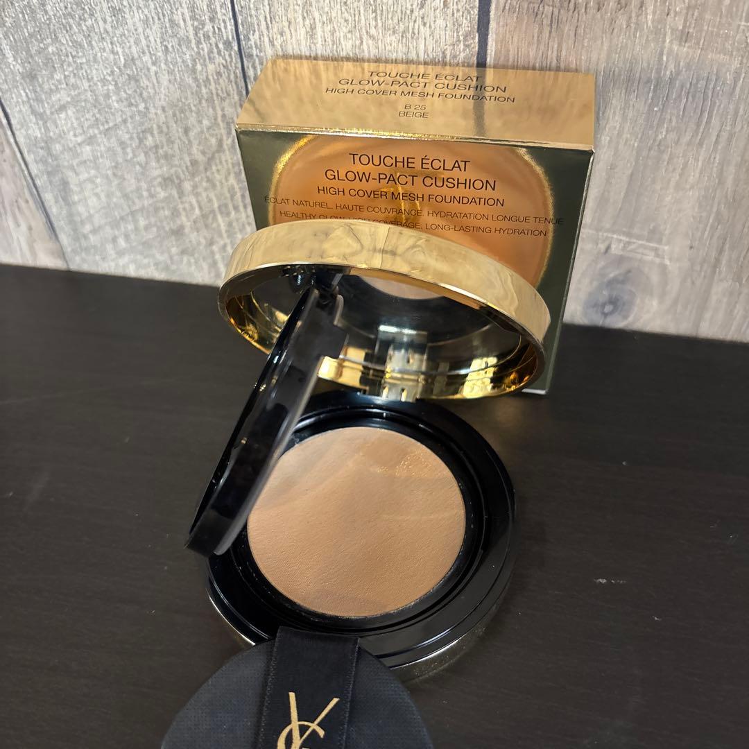 YSL イヴ・サンローラン　タッチグロウパクト B25 一度使用超美品！