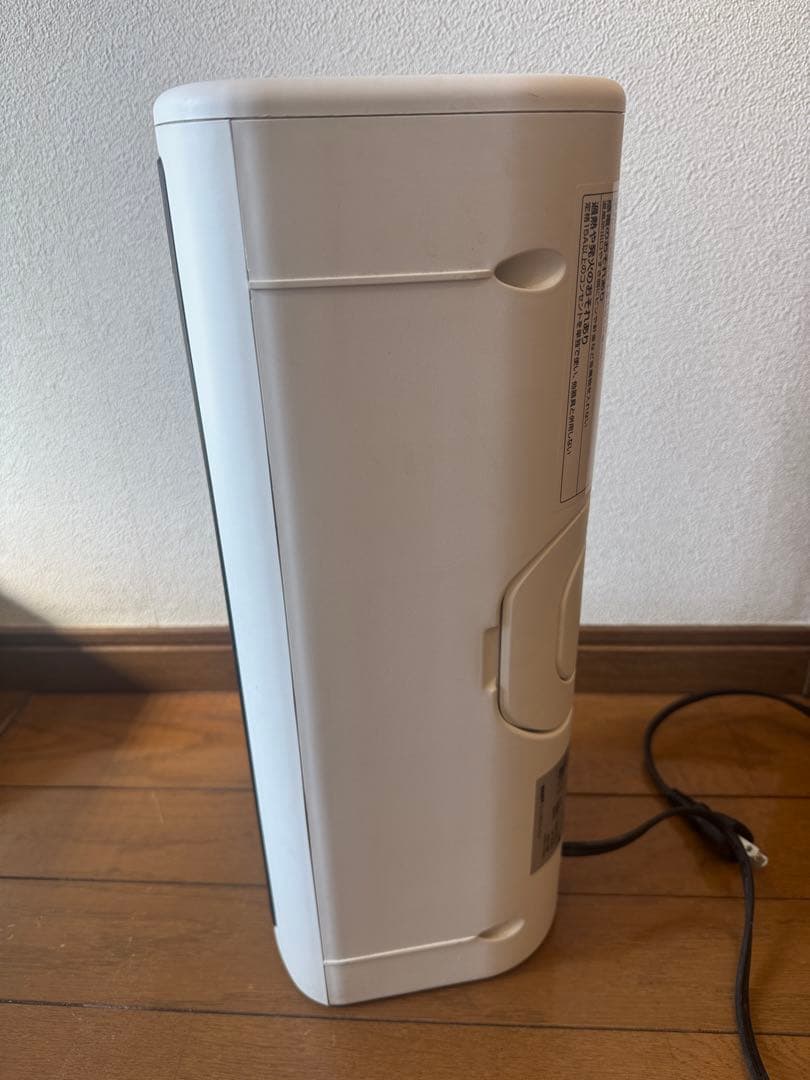 センサー付き足元電気ヒーター