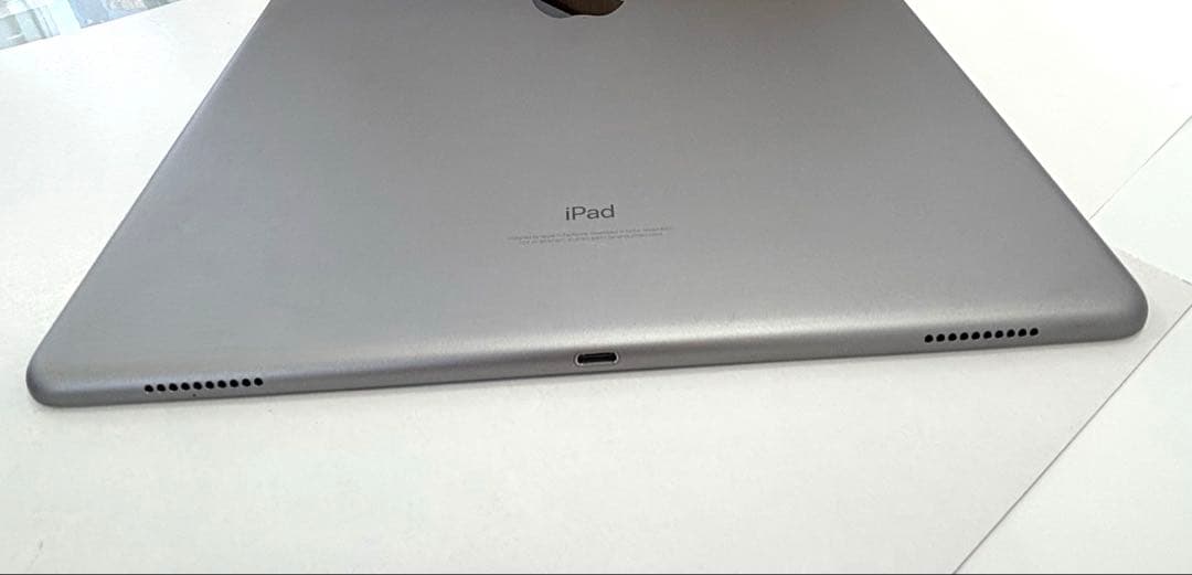 ❷ iPad Pro ★12.9インチ　第2世代64G