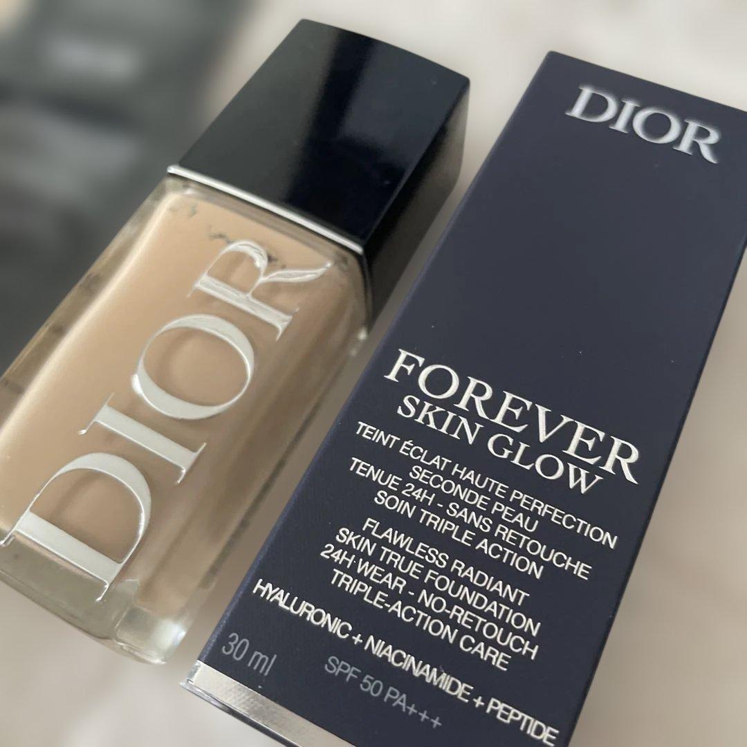 2月発売‼️Dior フォーエヴァー フルイド スキン グロウファンデ　サンプル付