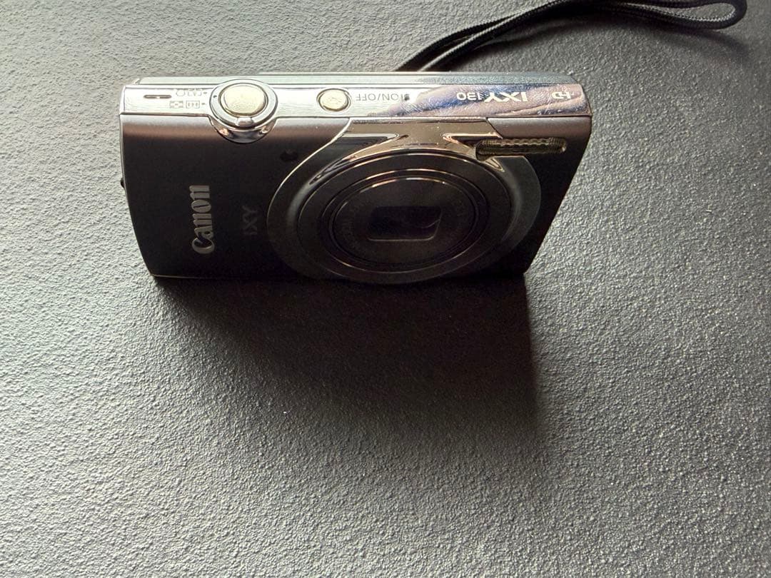 Canon IXY コンパクトデジタルカメラ