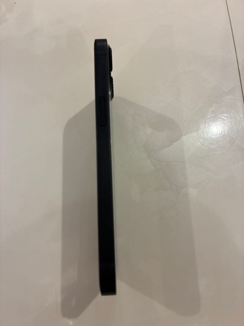 iPhone13 １２８G SIMフリー