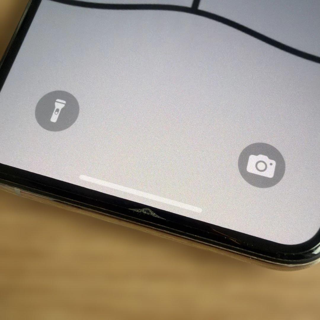 Apple iPhone 11Pro シルバー 本体