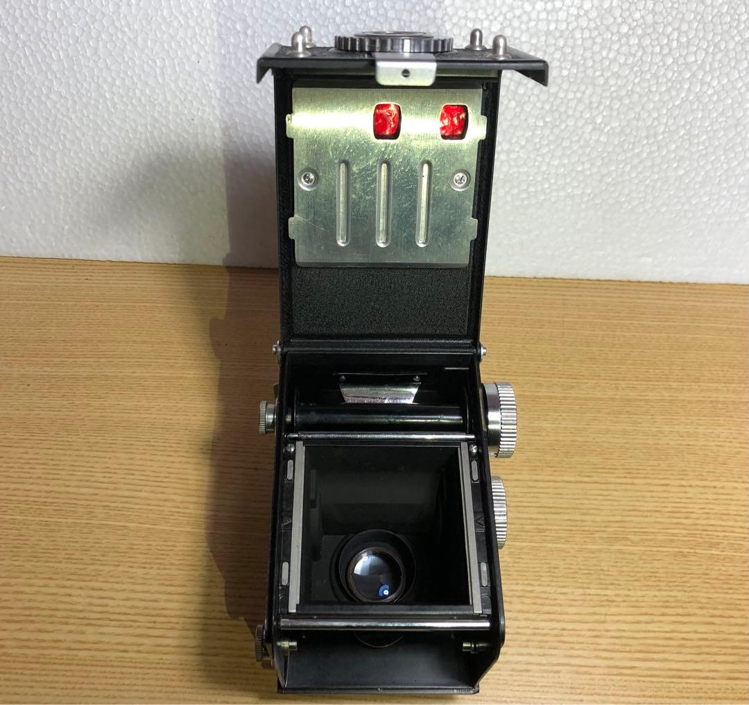 ☆Yashica Rookie 二眼レフカメラ　「動作確認済み」